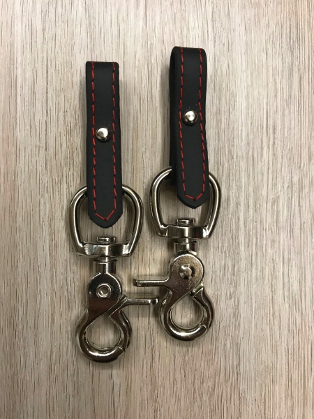 Steigbügelhalter mit Ziernaht